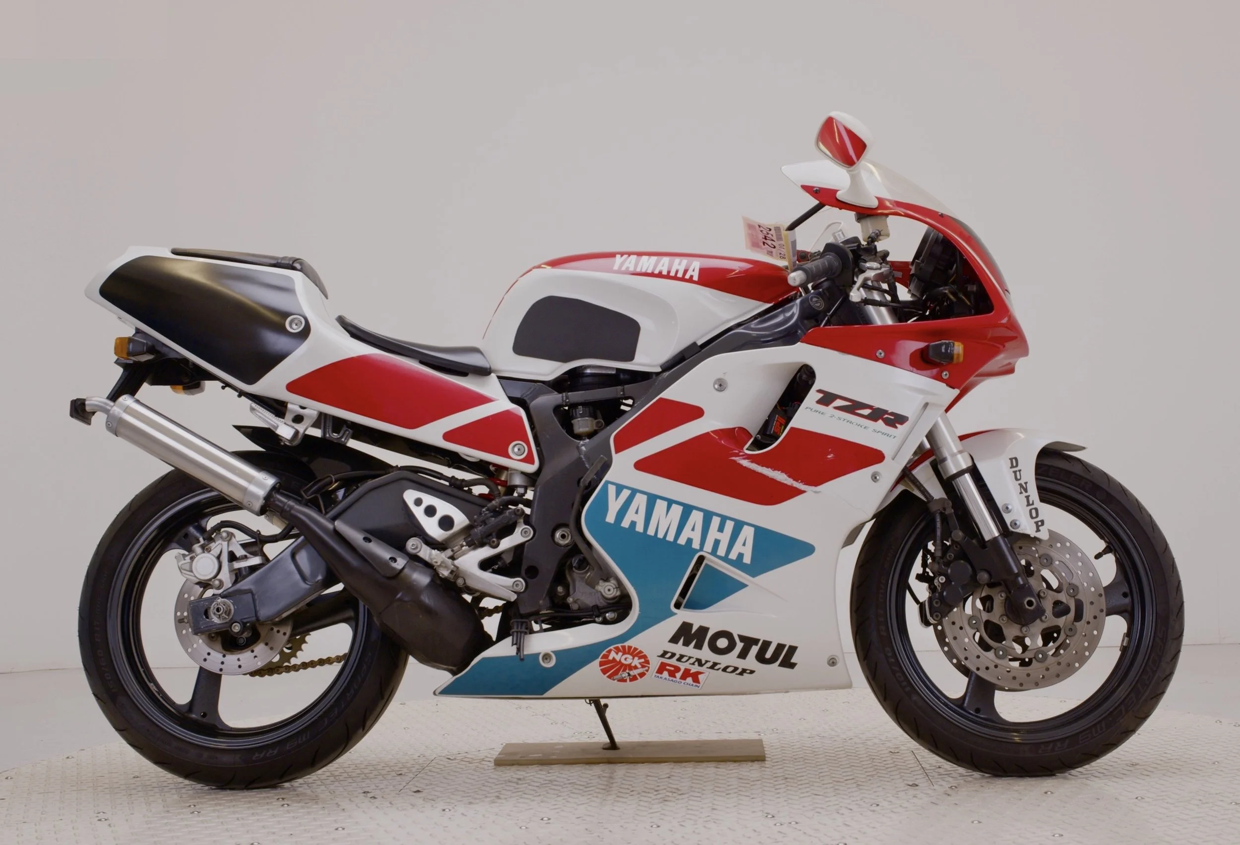 Moto2 Imports